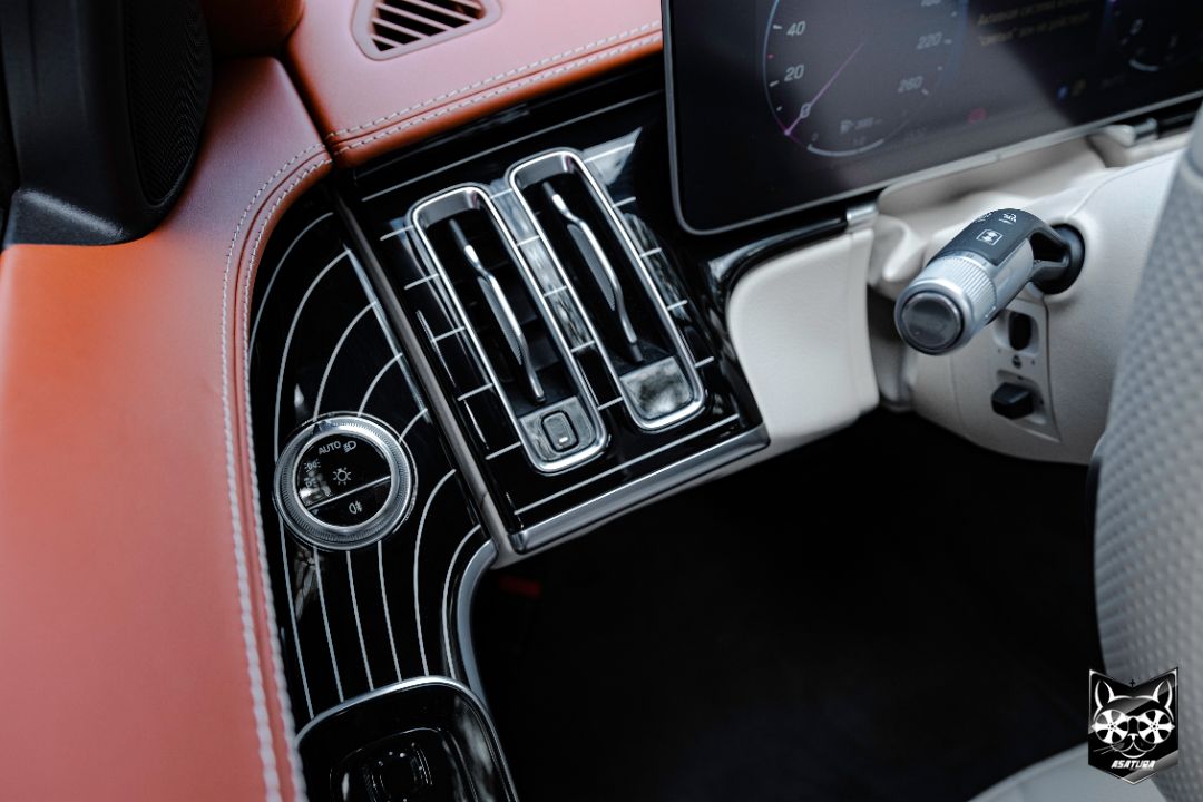 Mercedes-Benz S-сlass W223 - Полоски под стиль Maybach