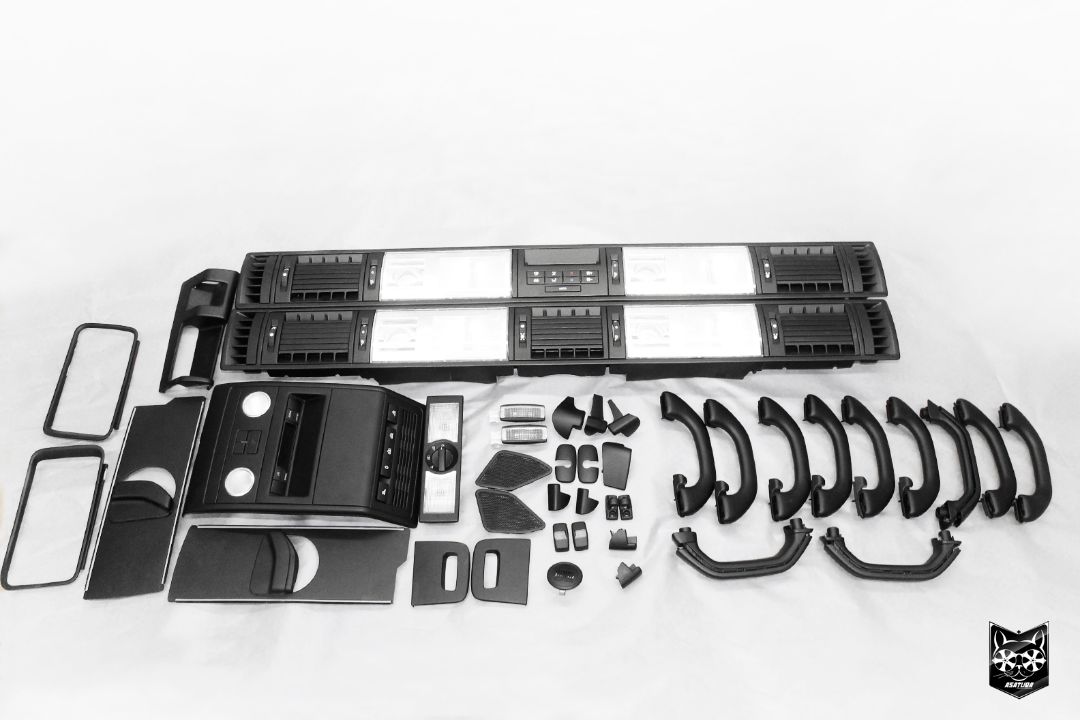 Volkswagen Multivan - Покраска потолочного пластика