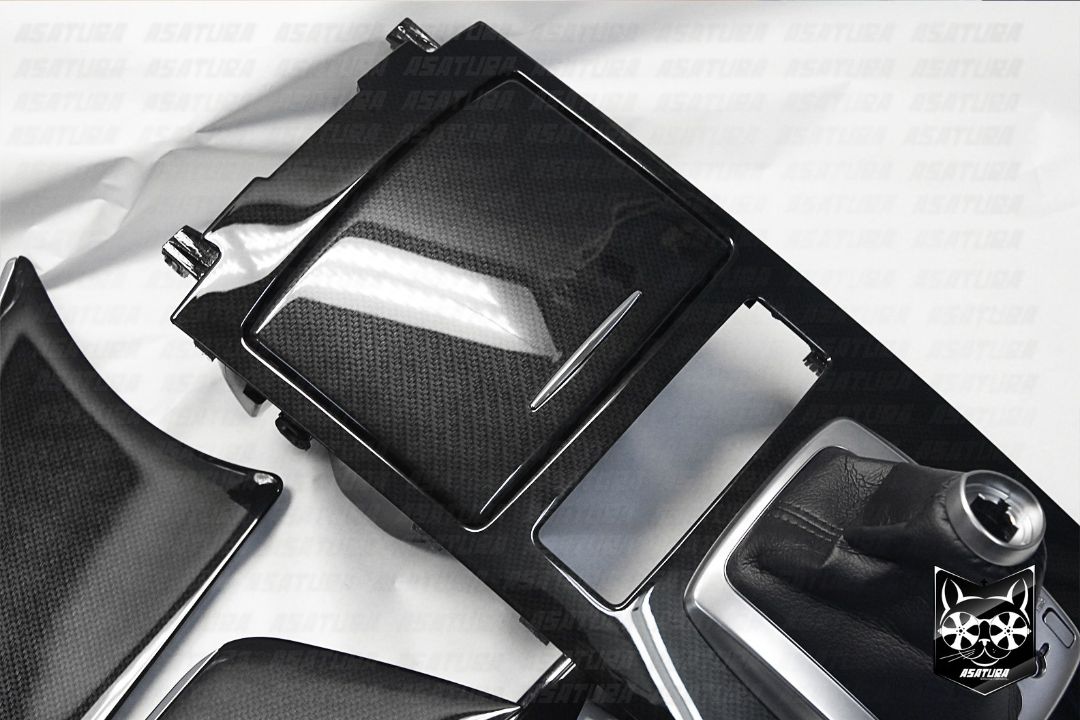 Infiniti QX 70 - Классический карбон