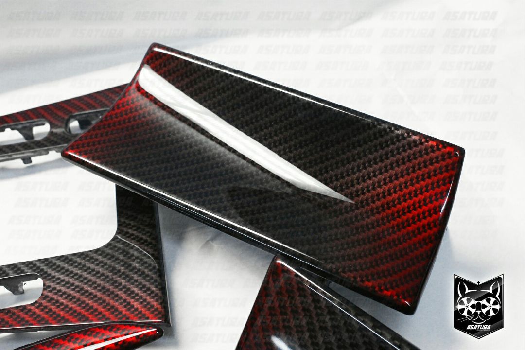 Mercedes-Benz E-class - Карбон черно-красный