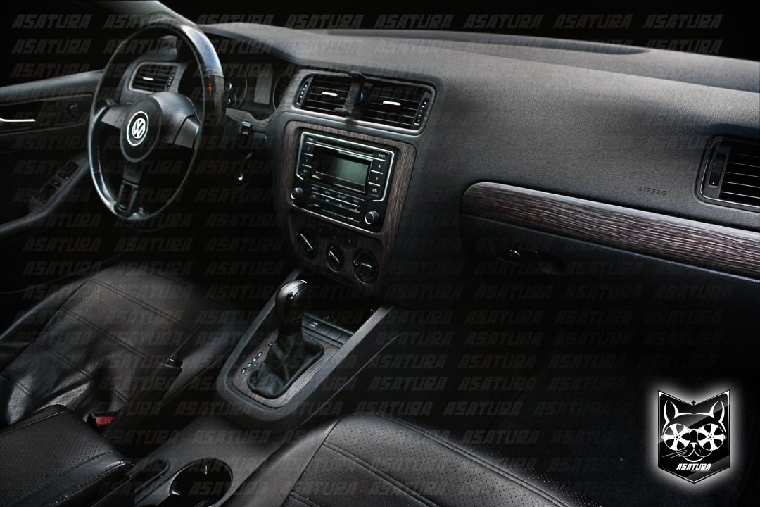 Volkswagen Jetta - Аквапринт матовое дерево