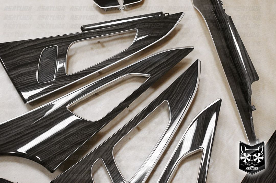 Audi A6 - Волнистое серое дерево