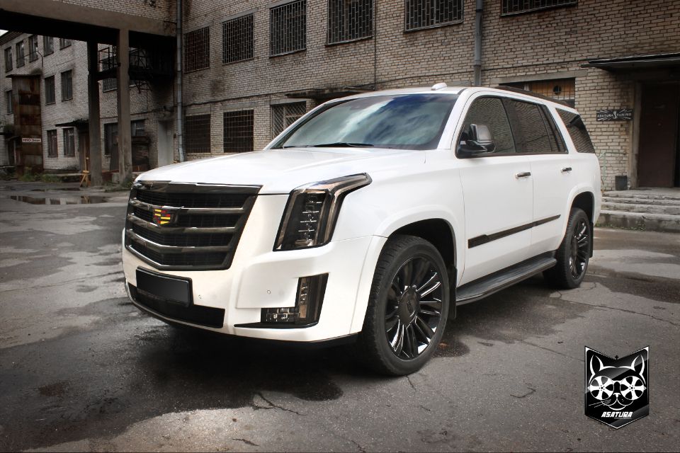 Cadillac Escalade - Антихром деталей экстерьера, покраска дисков