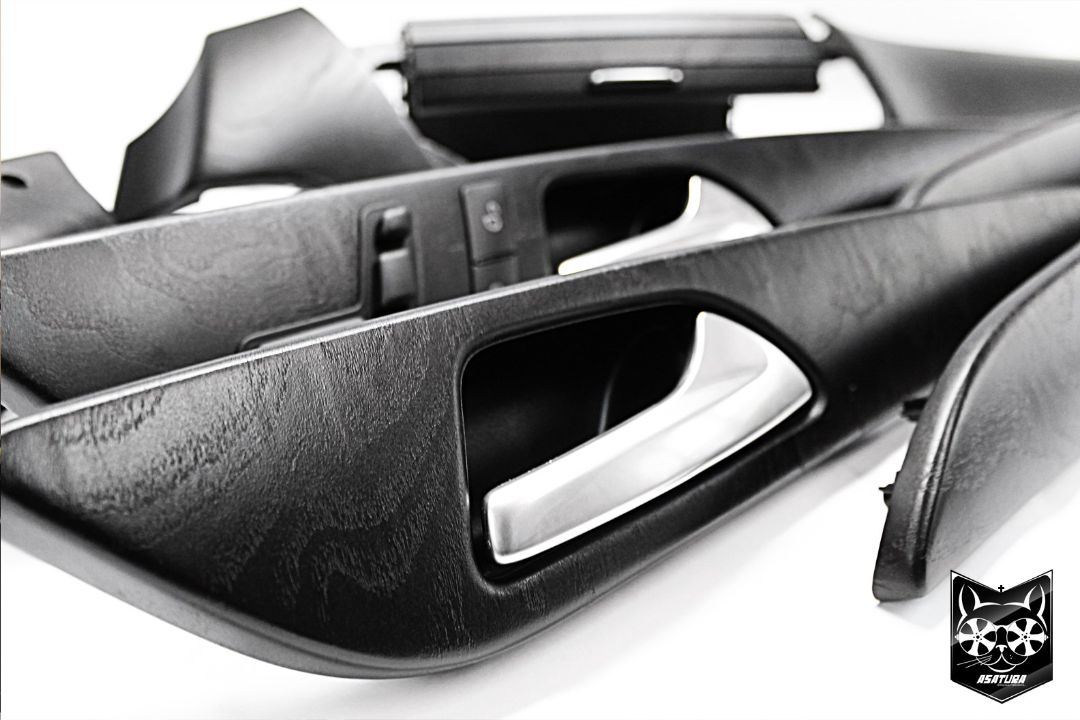 Mercedes-Benz M-Class - Аквапринт черное дерево