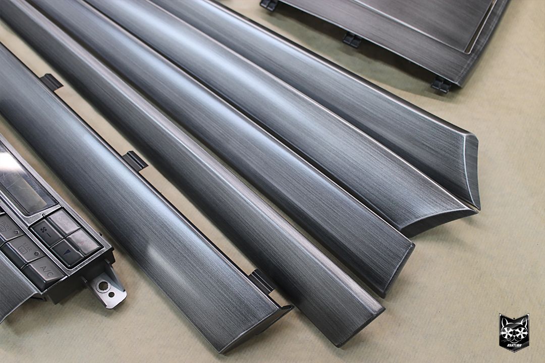 Subaru Outback - Шлифованный алюминий