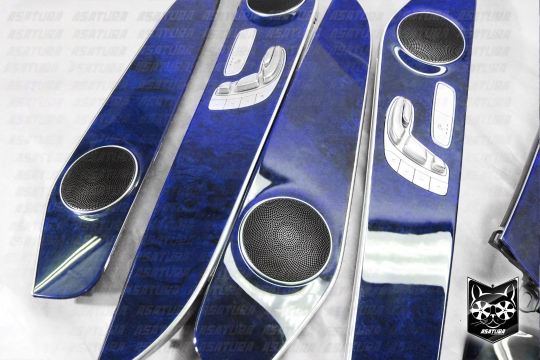 Mercedes-Benz GLC-Class - Аквапринт под синее дерево