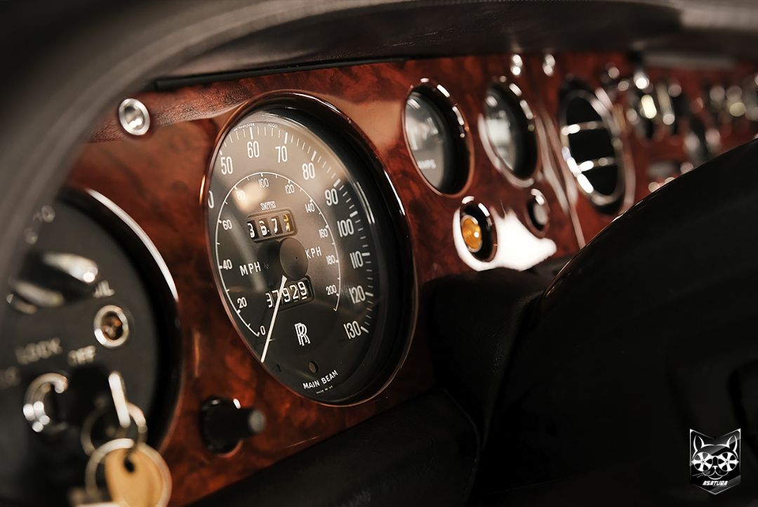 Rolls-Royce Silver Shadow - Реставрация шпона