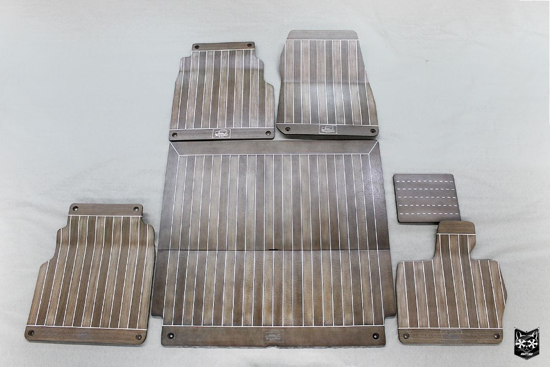 Range Rover SV - Коврики в тактильное дерево с открытыми порами