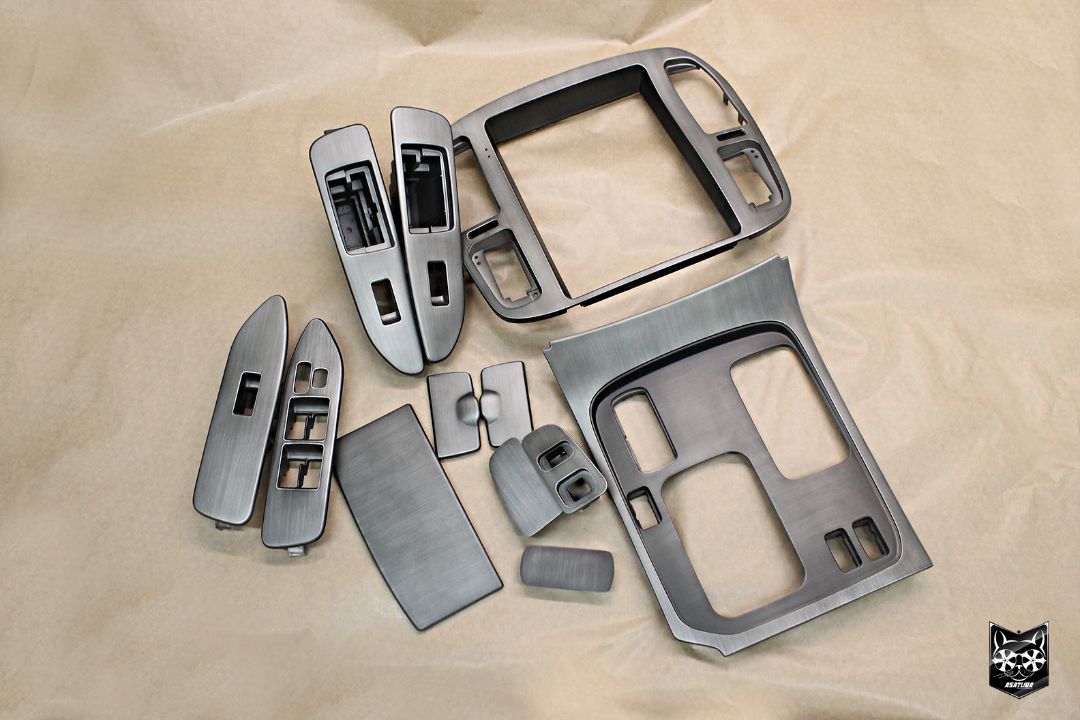 Land Cruiser 100 - Шлифованный алюминий