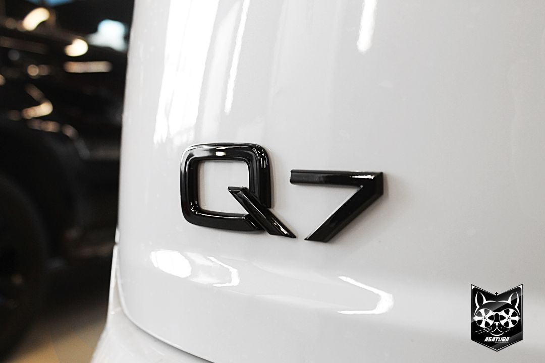 Audi Q7 - Антихром