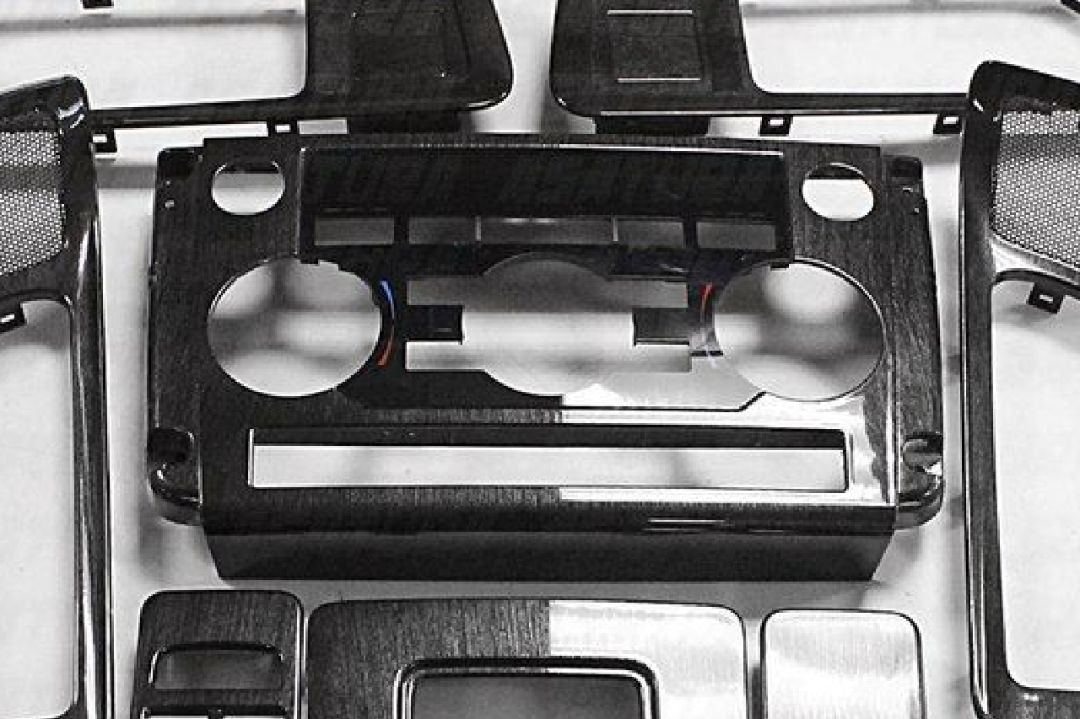 Land Rover Discovery - Шлифованный металл