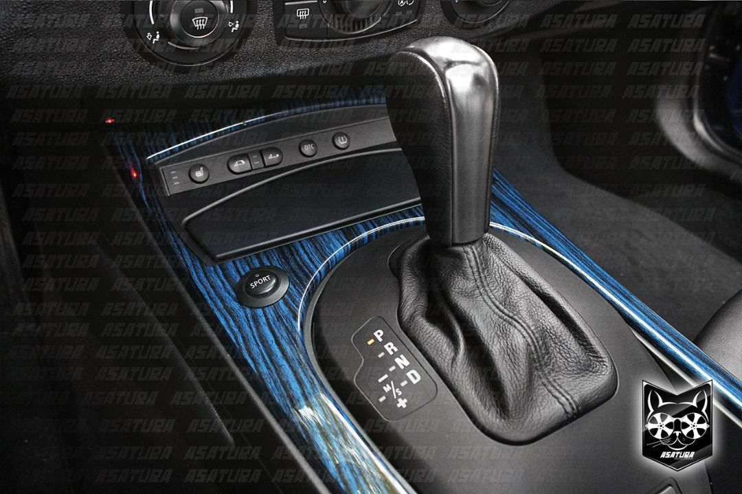 BMW Z4 - Дерево синее