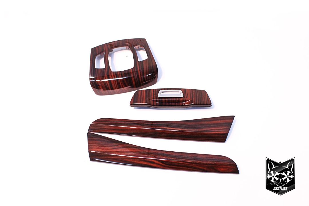 BMW 5 - Дерево зебрано