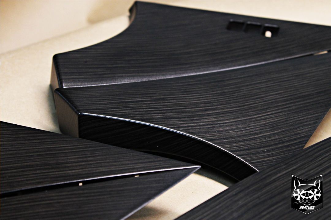 Infiniti QX 80 - Аквапринт матовое продольное дерево