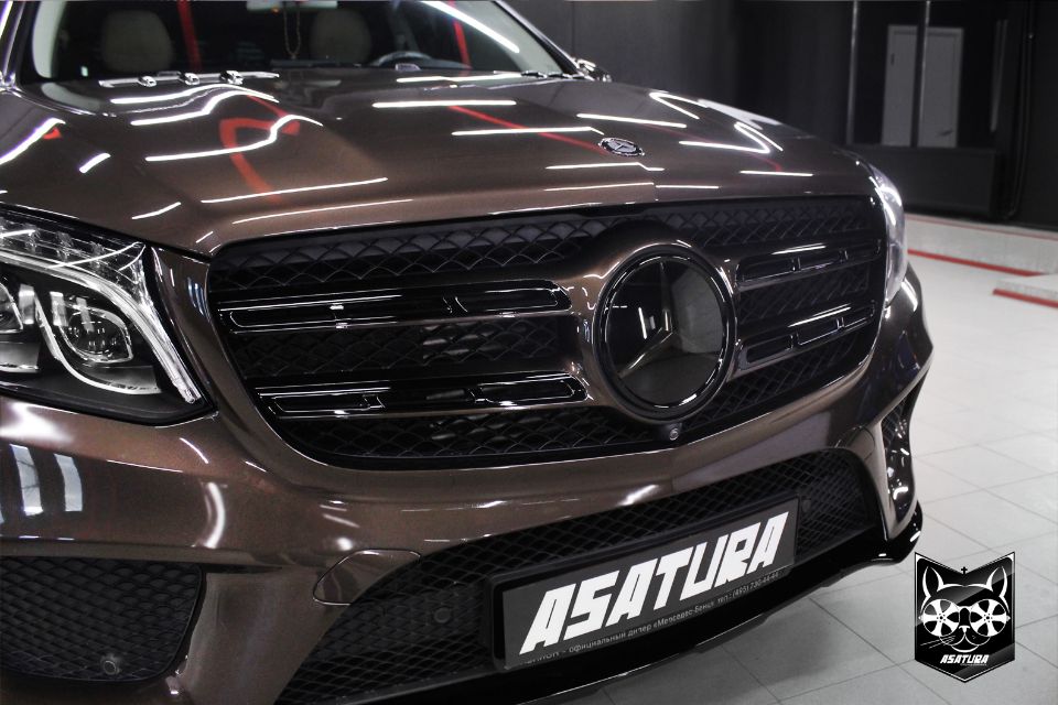 Mercedes-Benz - Антихром в 2 цвета - цвет кузова и черный
