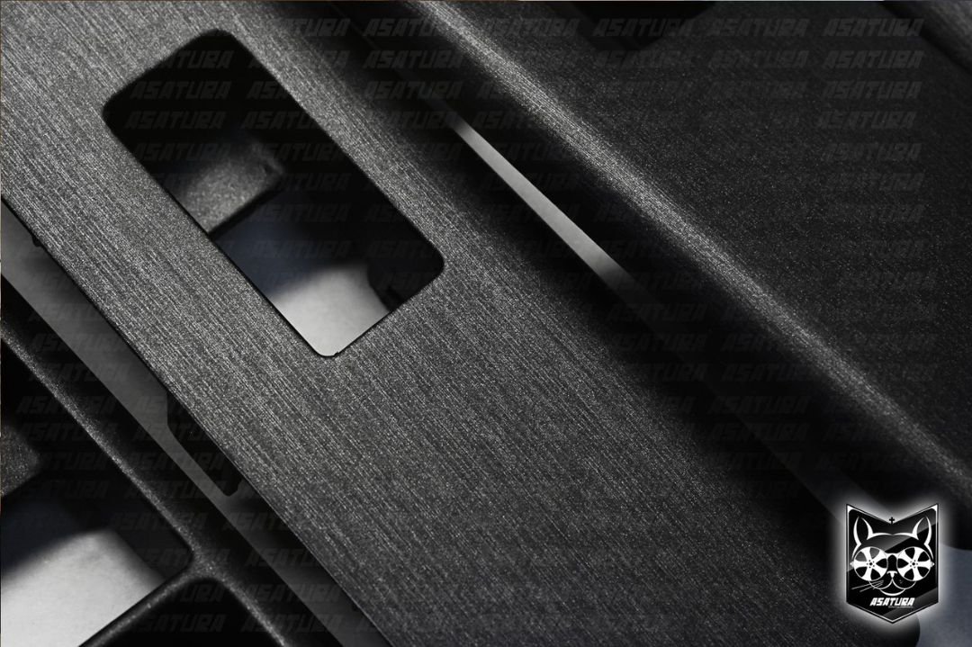 Nissan Pathfinder - Темный матовый металл