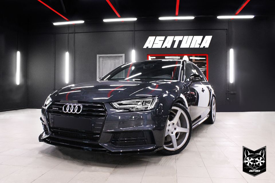 Audi - Антихром с дальнейшим нанесении аквапечати в соты, покраска зеркал, сплитера.