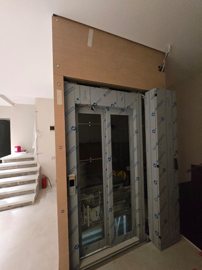 Монтаж остекления шахты
