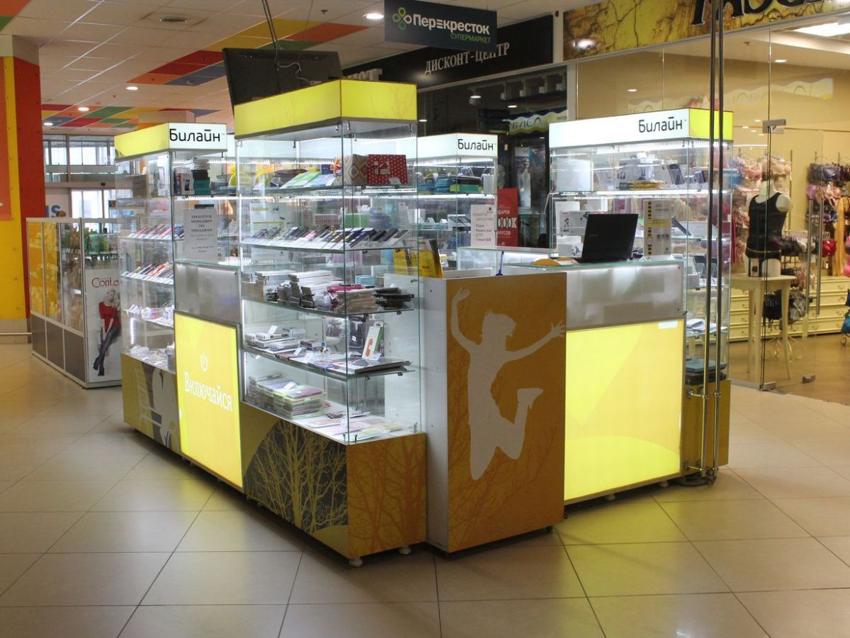 Мебель для салонов связи