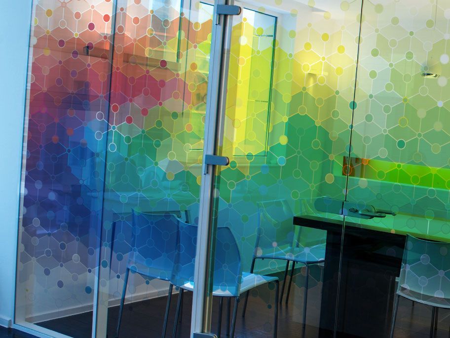 Стекла и зеркала для дома и магазина