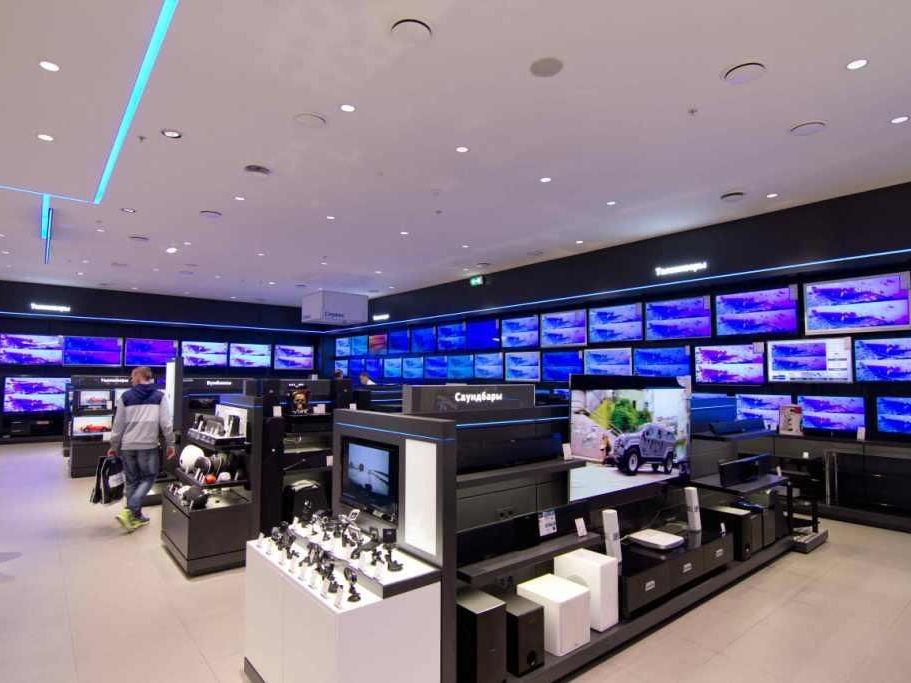 Торговое оборудование для магазина техники