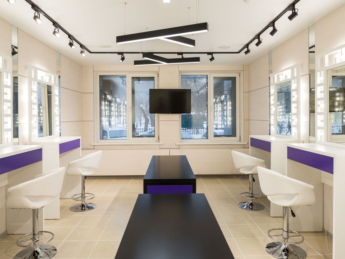 Мебель для магазина парфюмерии