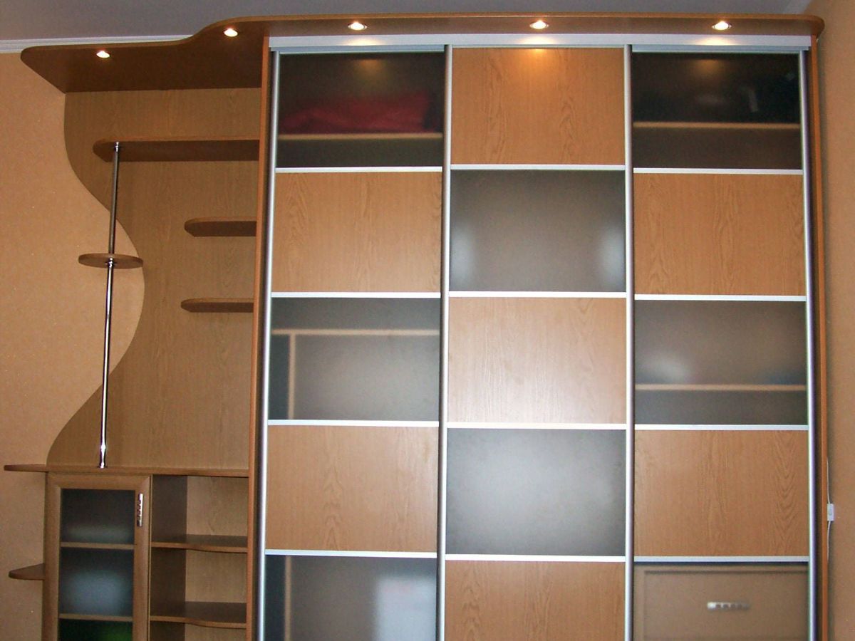 Шкаф-купе по индивидуальному заказу