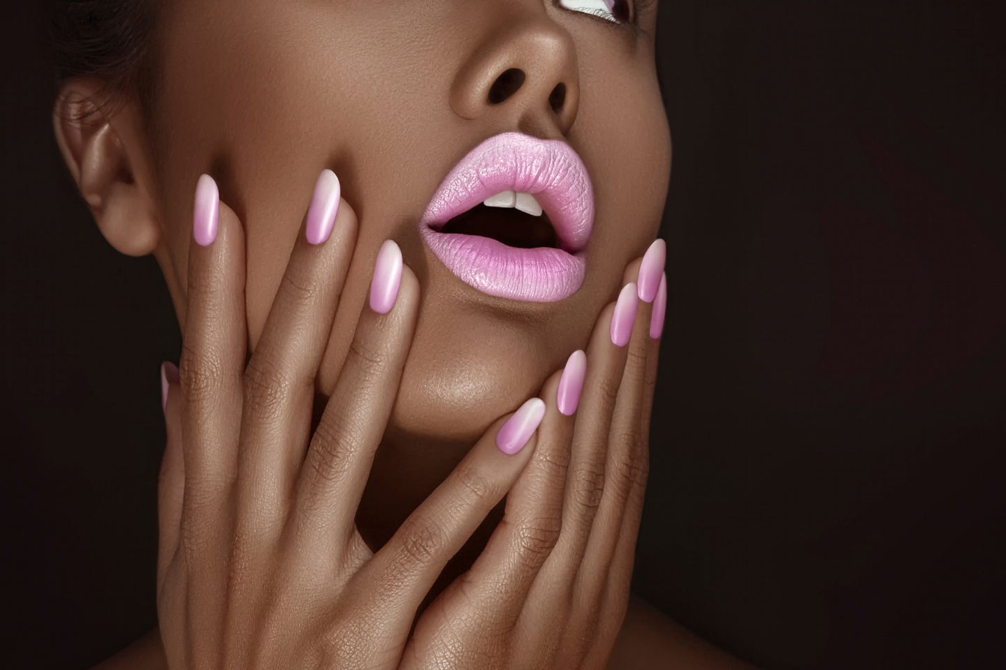 manicure in Moscow