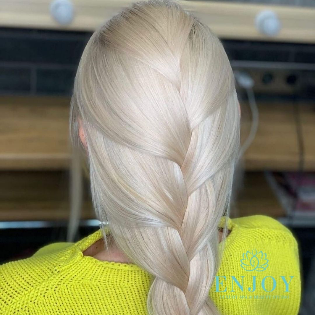 hair coloring in Moscow