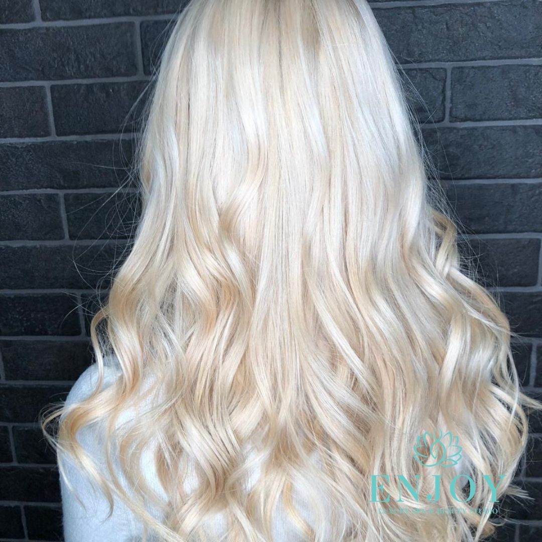 hair coloring in Moscow