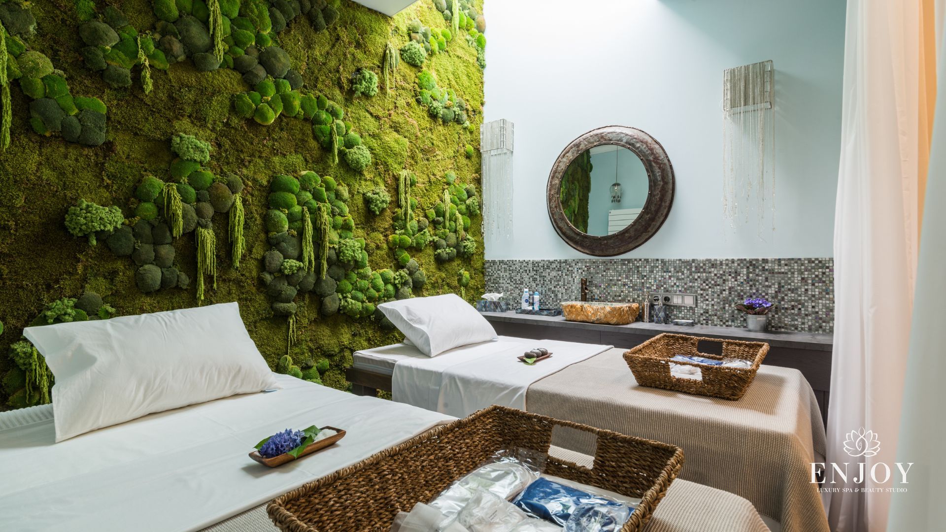 Красивый спа-салон в Москве — Enjoy Spa, лаунж-зона и тематические комнаты