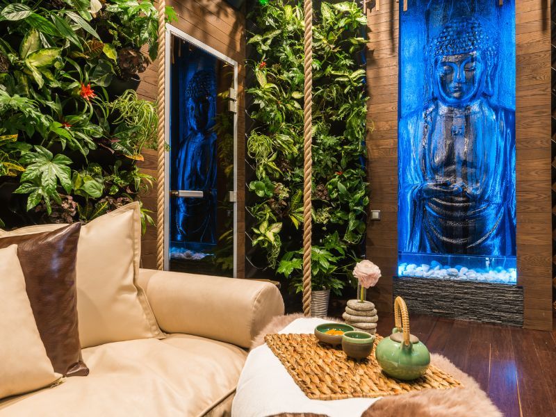 Лаунж-зона для отдыха между процедурами в Enjoy Spa