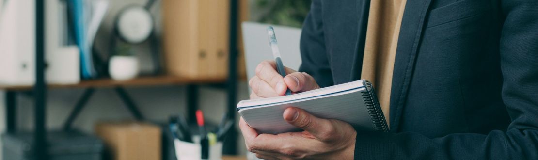 Как ИИ-агент "Категорийный Стратег" автоматизирует процесс