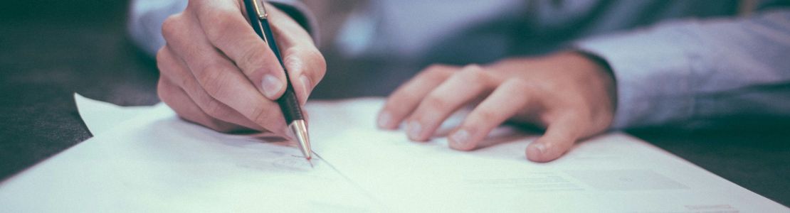 Клиент самостоятельно получает закрывающие документы