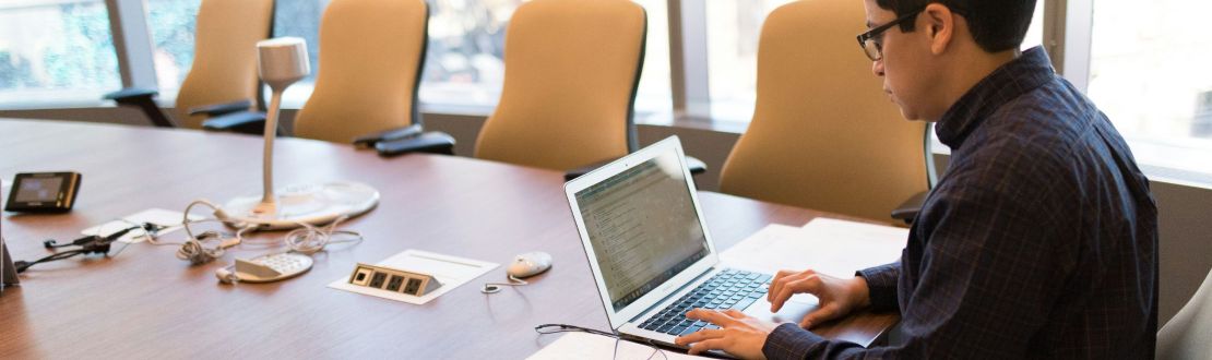 Сценарий 2: Маршрутизация претензий от клиентов