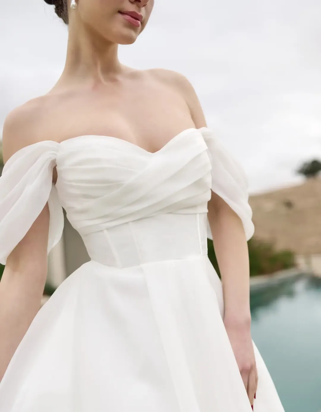 Шифон и органза -Тренды свадебных платьев 2025 года