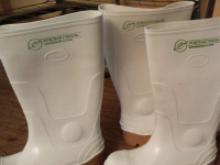 nanesenie_logotipa_na_sapogi