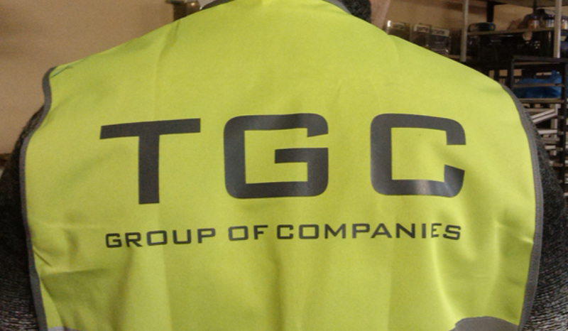 Брендирование спецодежды|UlrihMedia