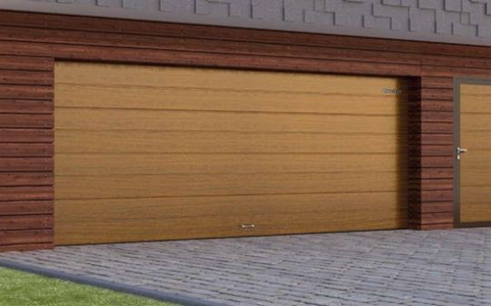 Гаражные секционные ворота из стальных сэндвич-панелей с торсионным механизмом rsd02