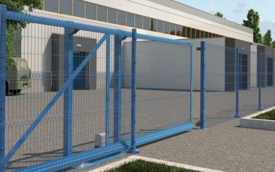 Откатные ворота со стальной рамой и с заполнением сварной сеткой