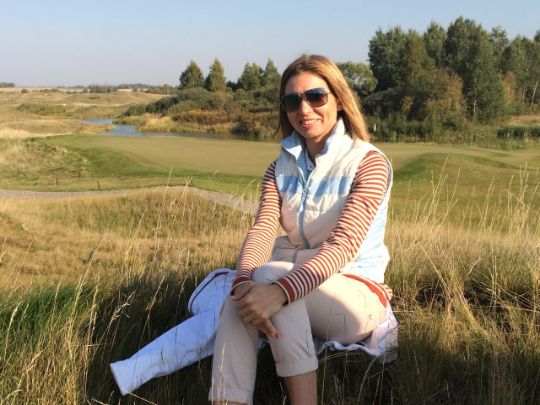 Девушка на фоне природы