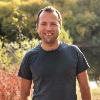 Дмитрий Маслов