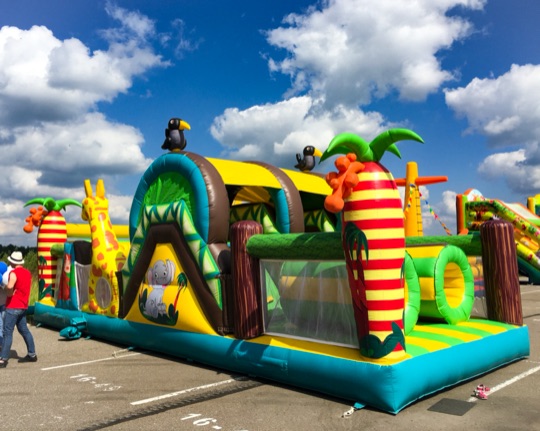 аренда надувной полосы препятствий