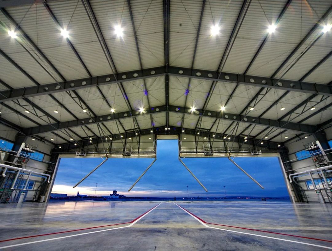 Авиационный ангар