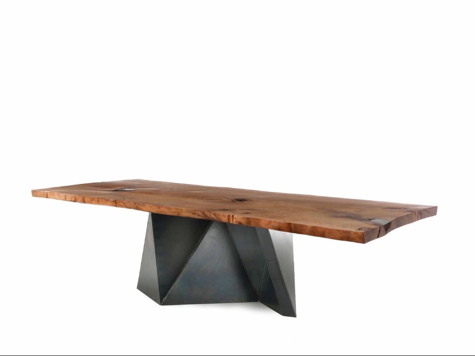Обеденный стол Ooki Kauri