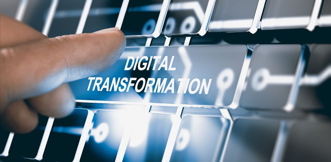 Цифровая трансформация включает в себя цифровизацию бизнеса
