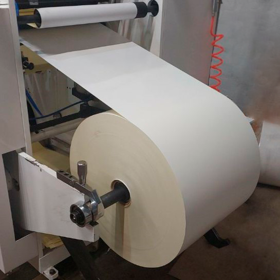 Самоклеящаяся бумага для печати полуглянец рулон