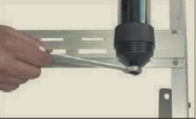 Монтаж: фиксация вакуумных трубок и финальная сборка