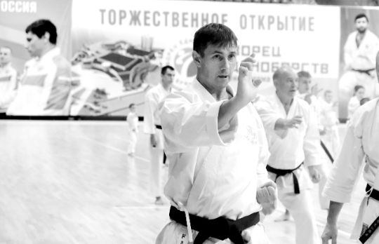 Тейджи Казэ