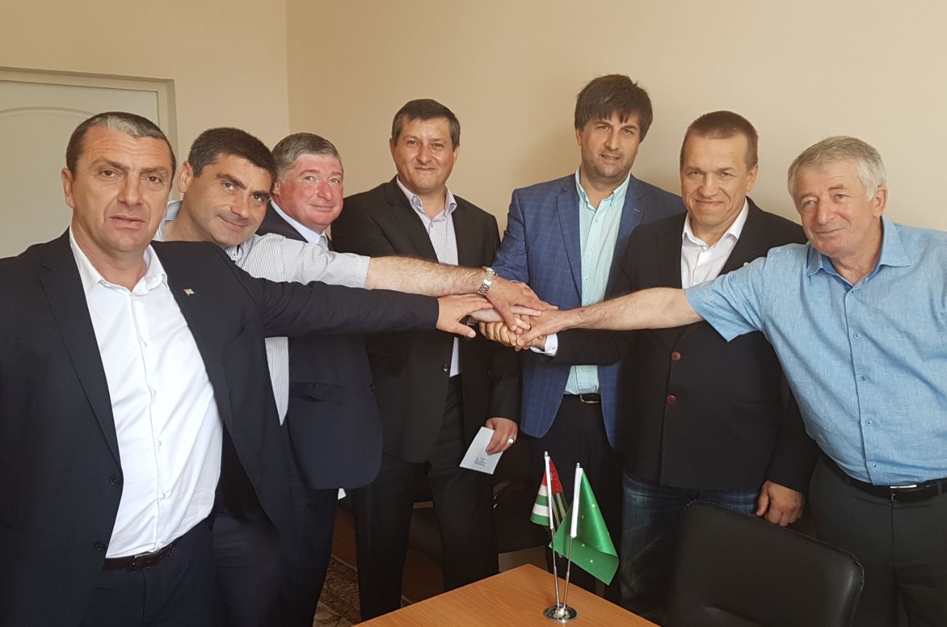 06.2018 - АБХАЗИЯ, СУХУМ, ПАРЛАМЕНТСКАЯ ВСТРЕЧА